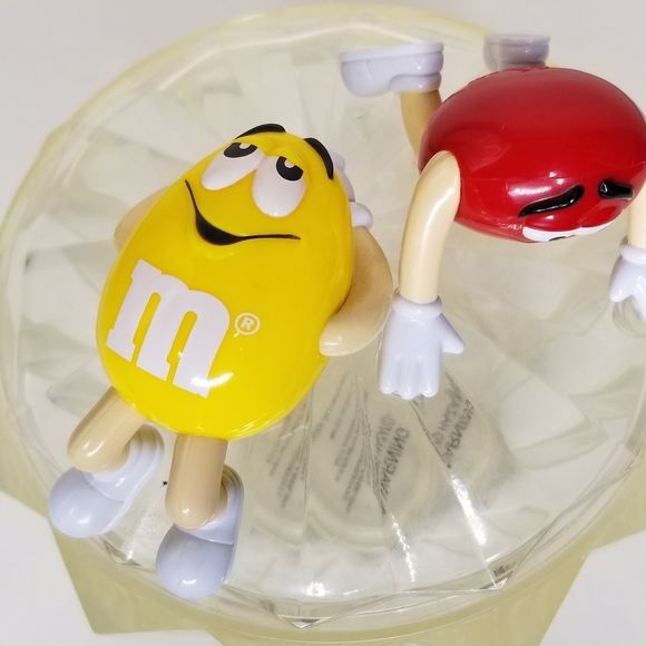 M & M Red & Yellow's Collectible Candy Dish - Picture 4 of 10